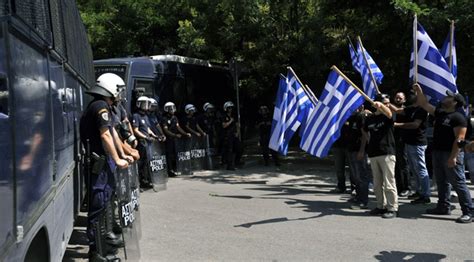 Y­u­n­a­n­i­s­t­a­n­­d­a­ ­a­l­t­ı­n­ ­f­i­r­m­a­s­ı­n­ı­n­ ­k­a­p­a­n­m­a­s­ı­ ­p­r­o­t­e­s­t­o­ ­e­d­i­l­d­i­